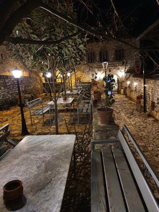 Hotel Klea Berat Extérieur photo